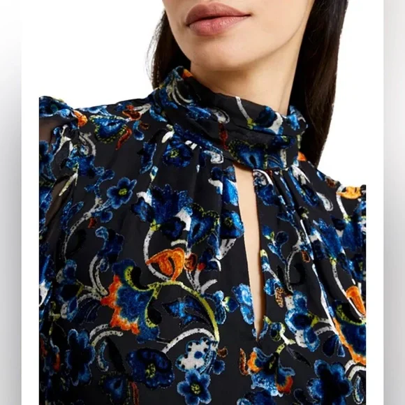 French Connection Avery Velvet Keyhole Burnout Top Size XS - Picture 2 of 12